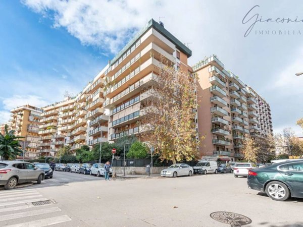 appartamento in vendita a Palermo in zona Resuttana
