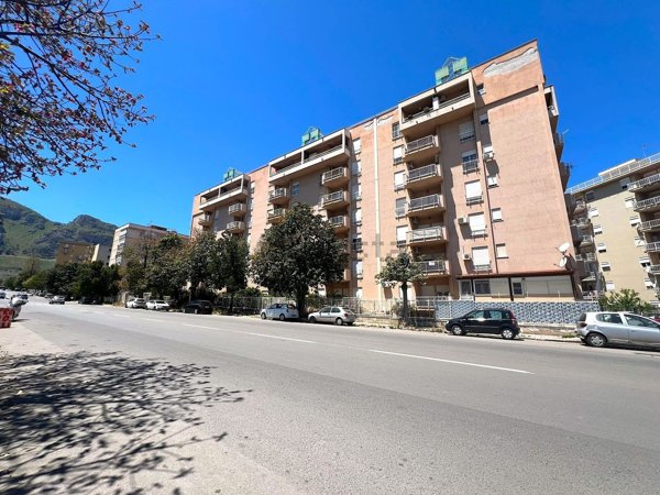 appartamento in vendita a Palermo