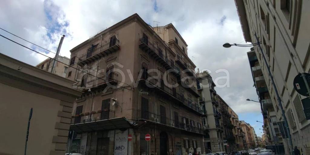monolocale in vendita a Palermo in zona Politeama
