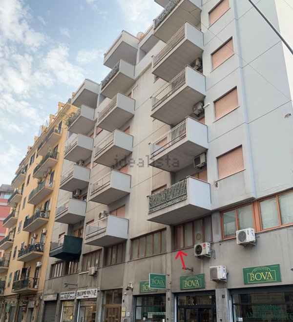 appartamento in vendita a Palermo in zona Zisa