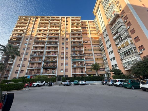 appartamento in vendita a Palermo