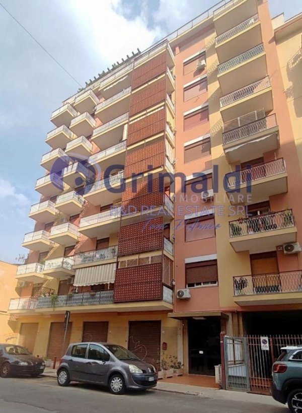 appartamento in vendita a Palermo in zona Mezzomonreale