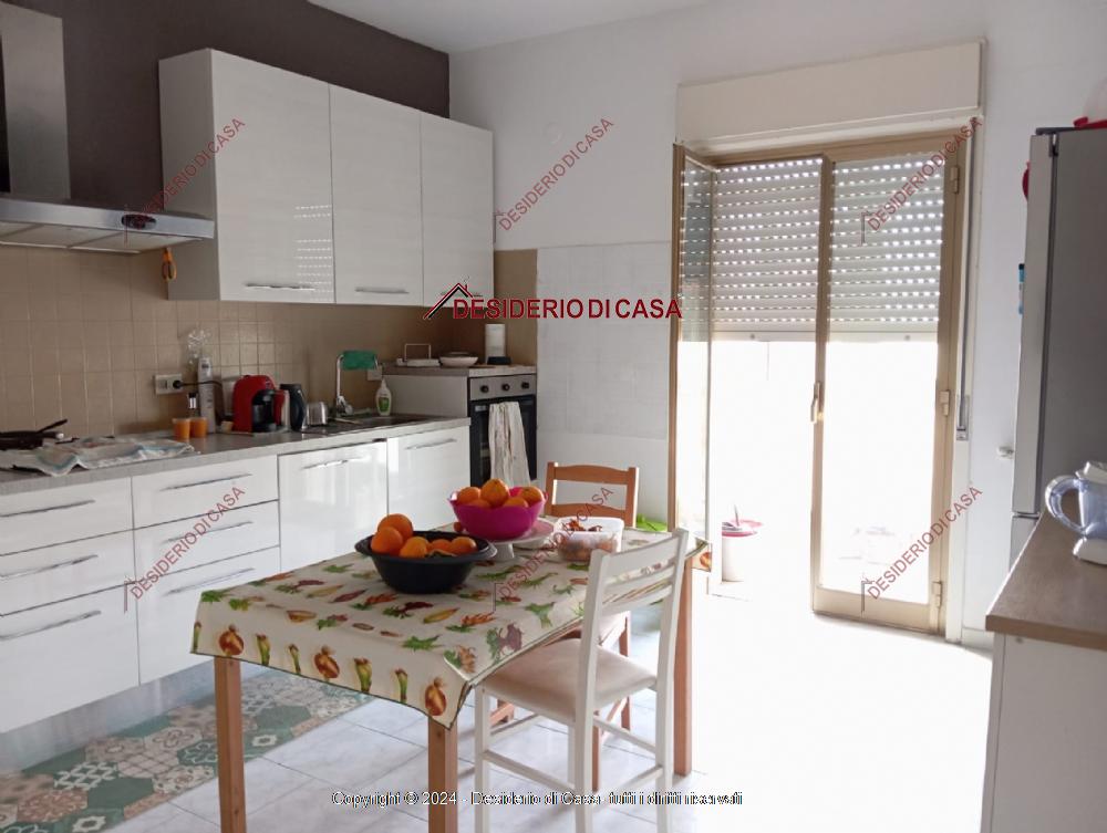 appartamento in vendita a Palermo in zona Libertà