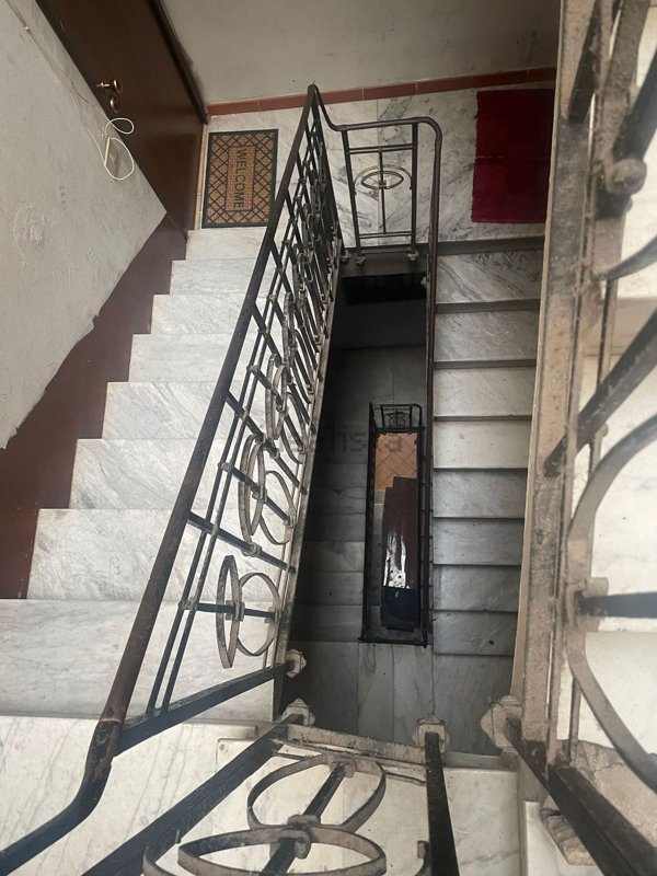 appartamento in vendita a Palermo in zona Zisa