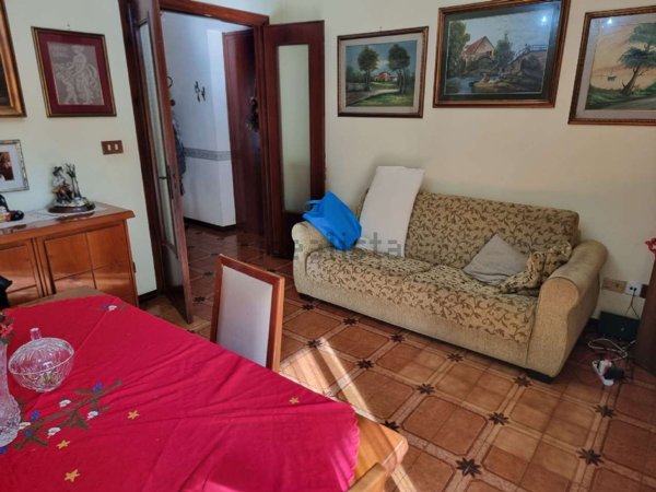 appartamento in vendita a Palermo in zona Zisa