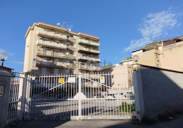 appartamento in vendita a Palermo in zona Pallavicino