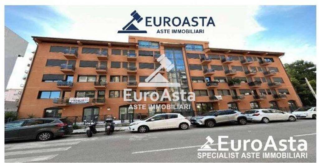 appartamento in vendita a Palermo in zona Malaspina/Palagonia