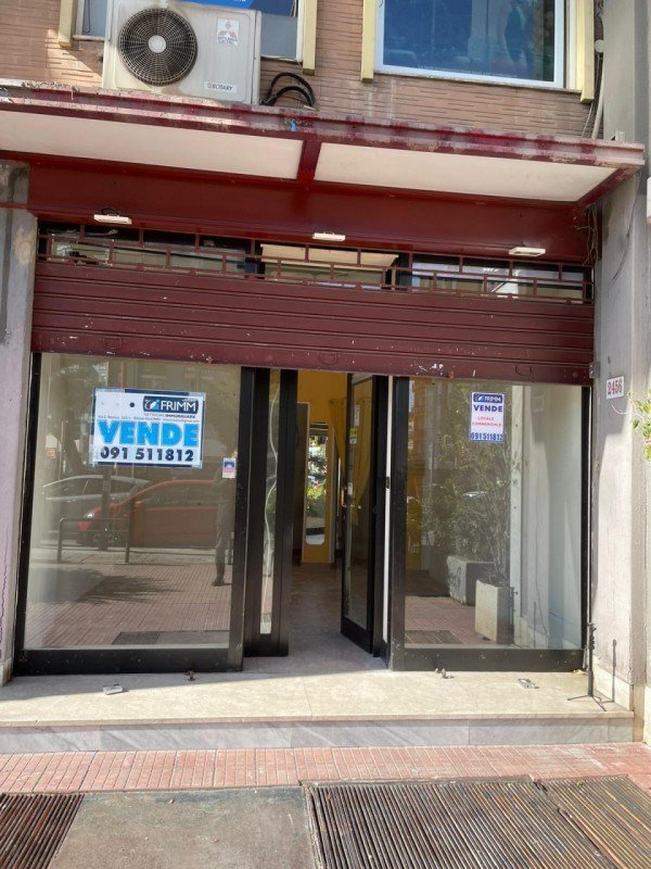 negozio in vendita a Palermo in zona Uditore