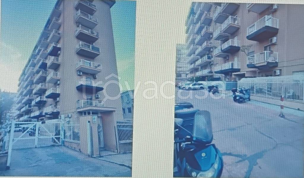 appartamento in vendita a Palermo in zona Zisa