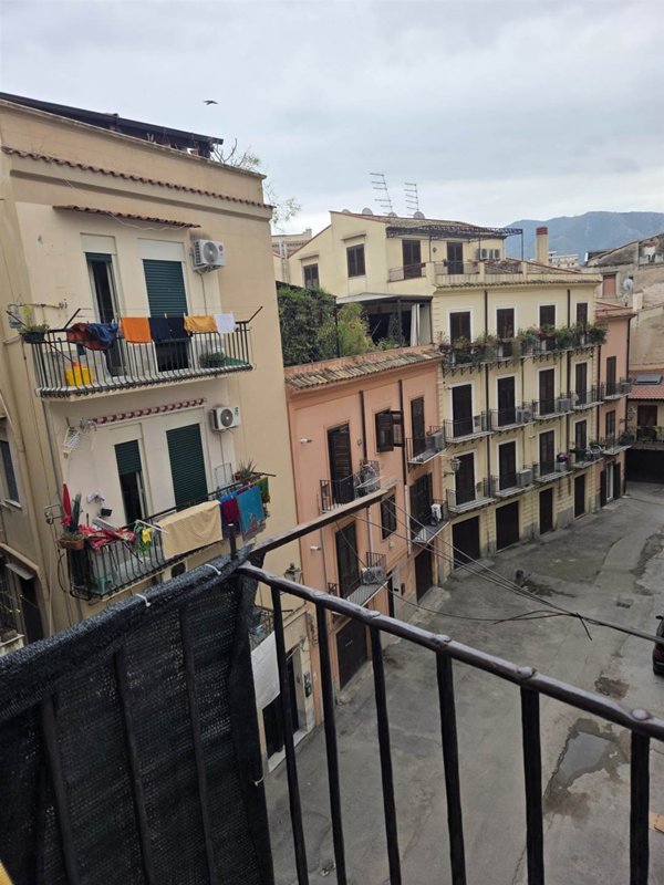 appartamento in vendita a Palermo in zona Centro storico