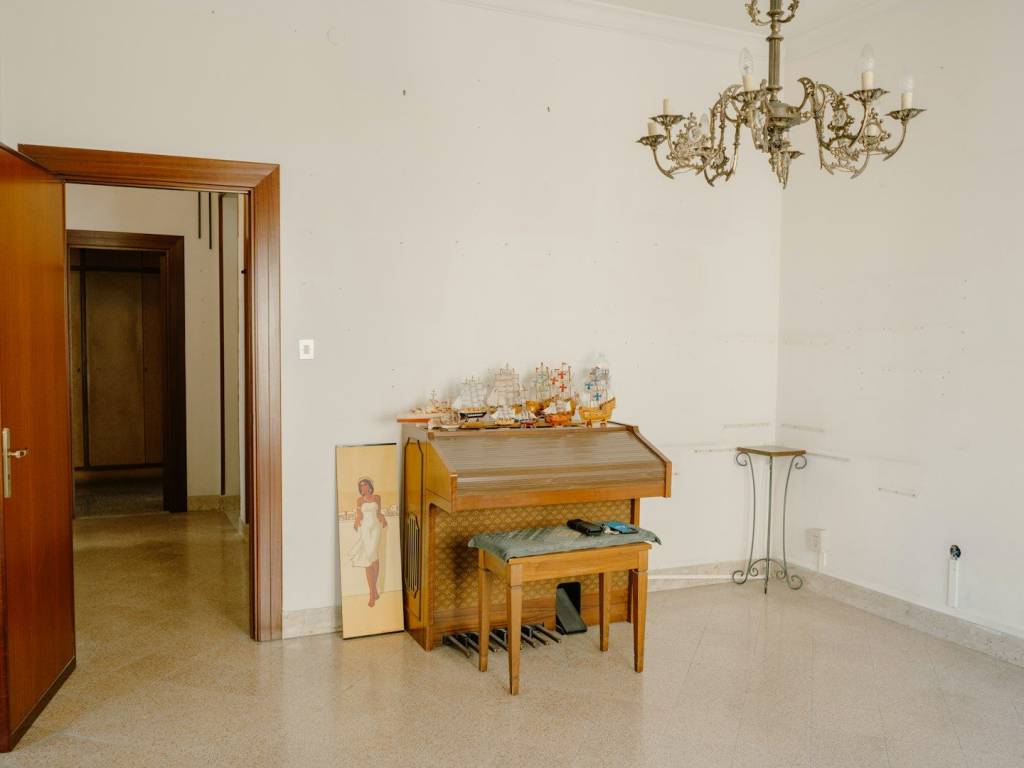 appartamento in vendita a Palermo in zona Montegrappa / Santa Rosalia