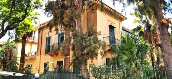 appartamento in vendita a Palermo in zona Libertà