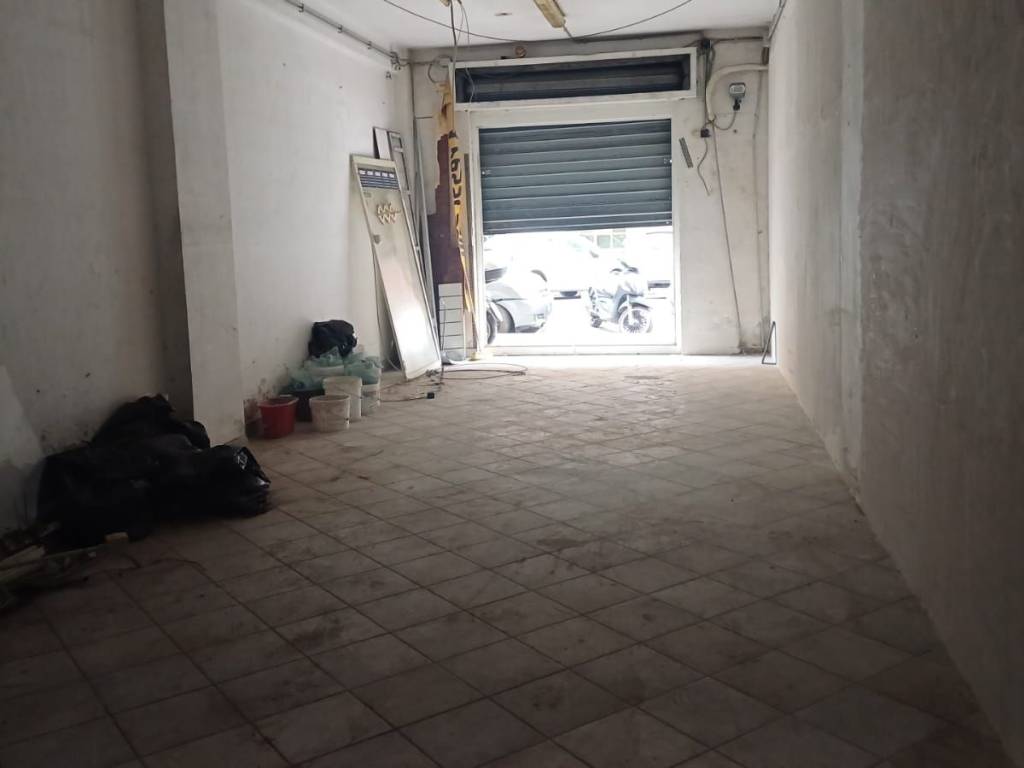 locale commerciale in vendita a Palermo