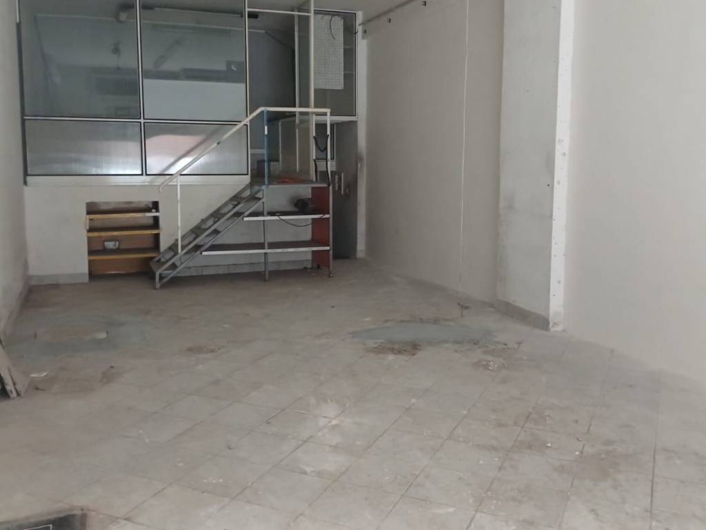 negozio in vendita a Palermo