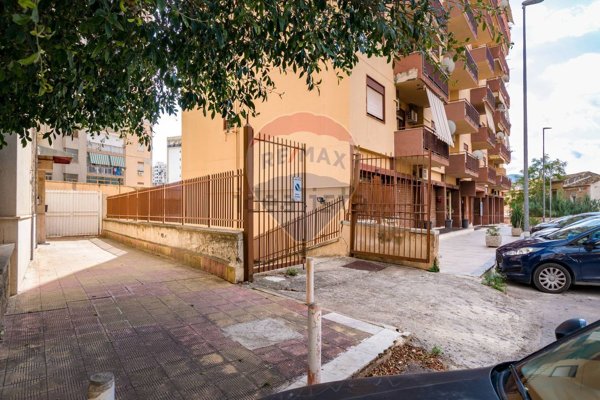 casa semindipendente in vendita a Palermo in zona Montepellegrino