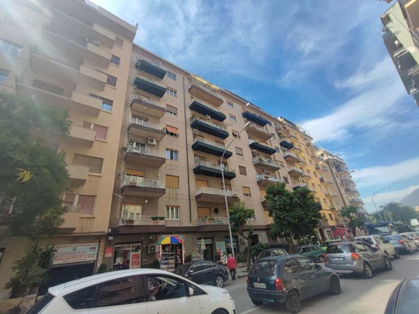 appartamento in vendita a Palermo