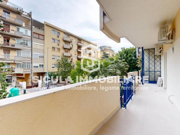 appartamento in vendita a Palermo in zona Politeama