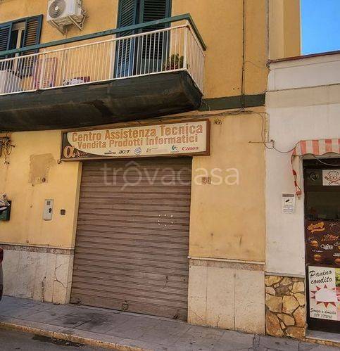 negozio in vendita a Palermo in zona Resuttana