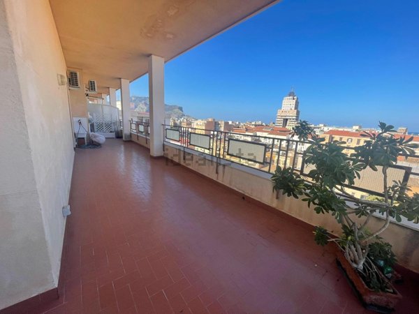 appartamento in vendita a Palermo in zona Libertà