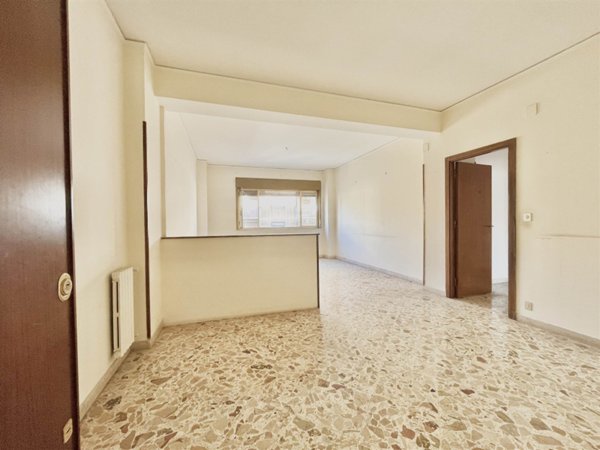 appartamento in vendita a Palermo in zona Montegrappa / Santa Rosalia