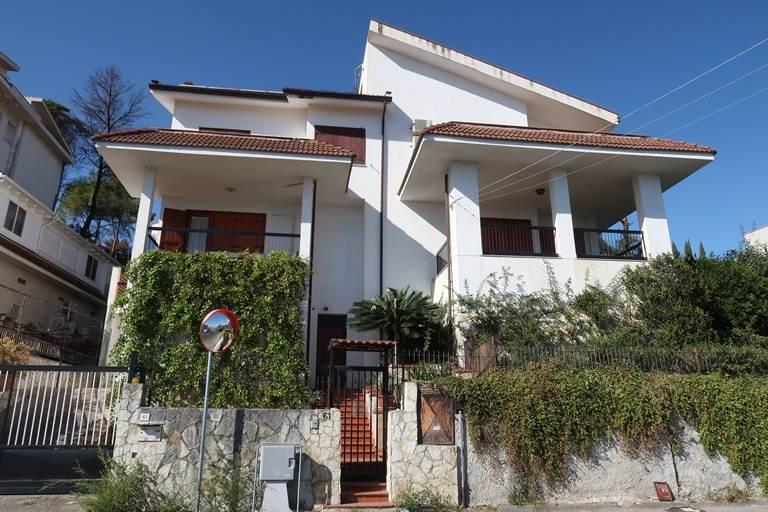 casa indipendente in vendita a Palermo in zona Baida