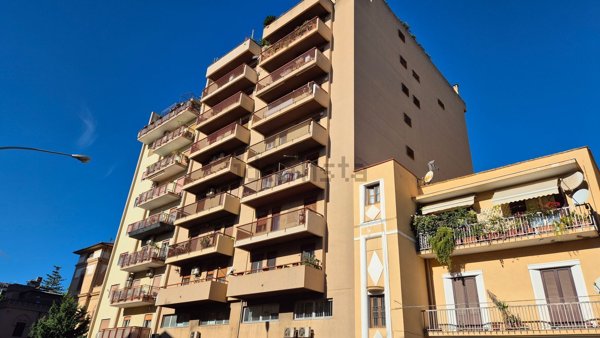 appartamento in vendita a Palermo in zona Montepellegrino
