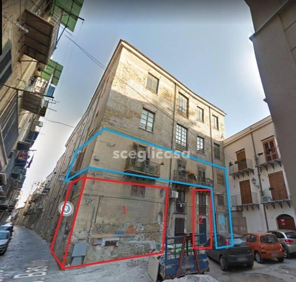 casa indipendente in vendita a Palermo in zona Centro storico