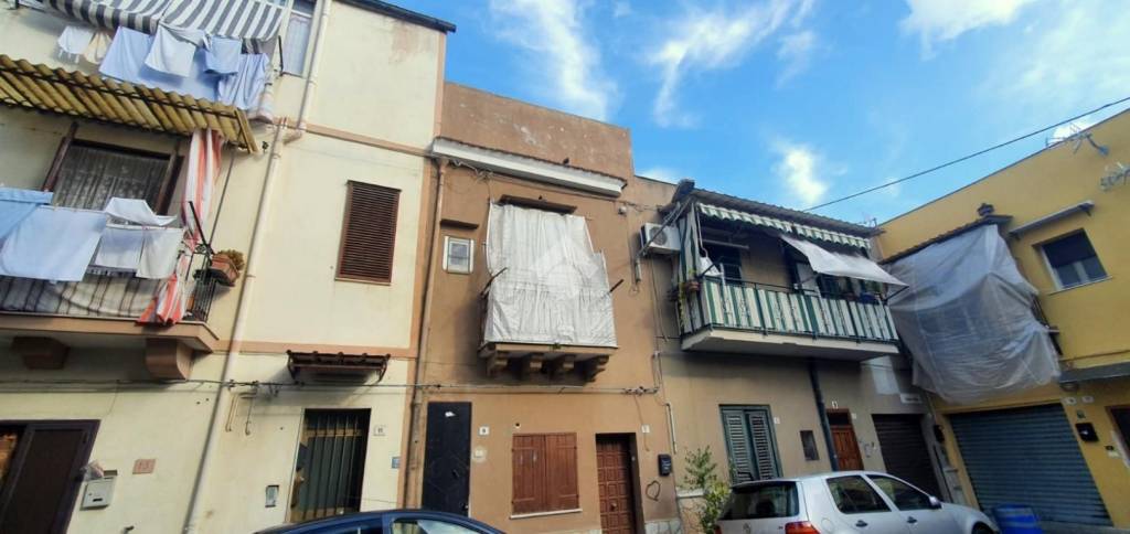quadrivano in vendita a Palermo in zona Noce
