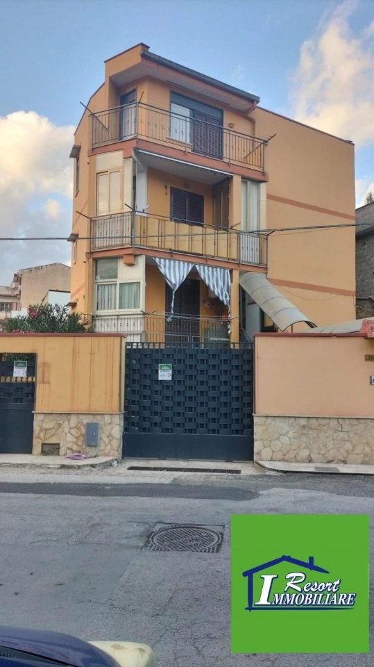 appartamento in vendita a Palermo in zona Villagrazia/Falsomiele