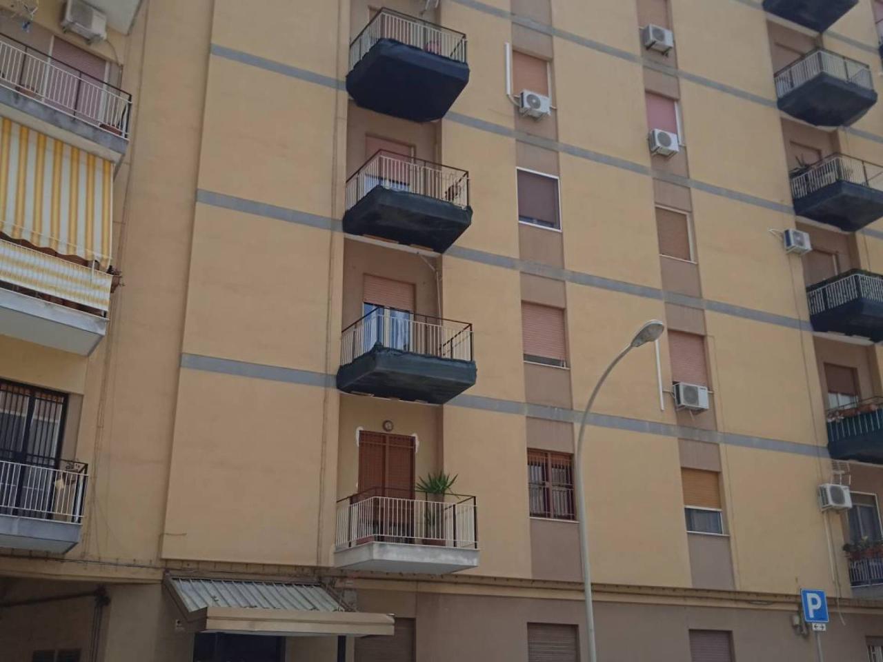 appartamento in vendita a Palermo in zona Montegrappa / Santa Rosalia