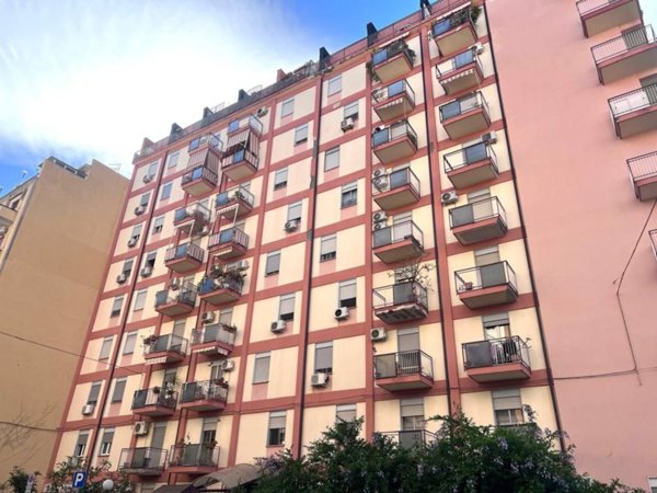 appartamento in vendita a Palermo in zona Oreto