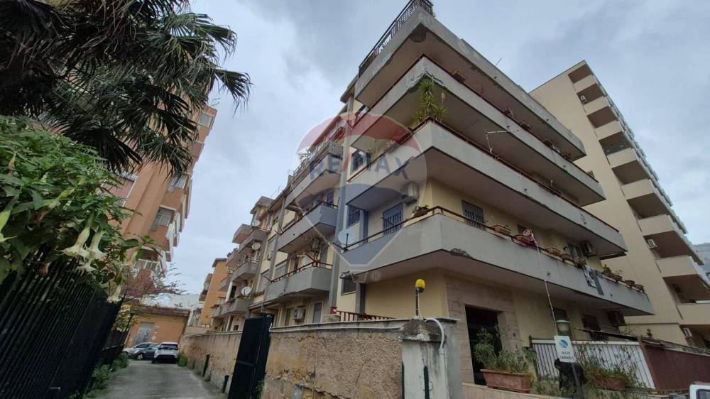 appartamento in vendita a Palermo in zona Pallavicino
