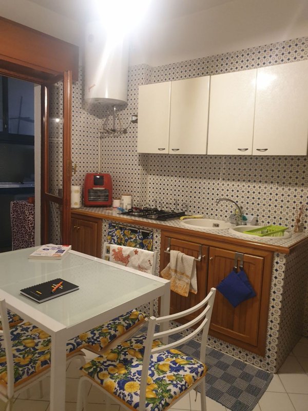 appartamento in vendita a Palermo in zona Malaspina/Palagonia