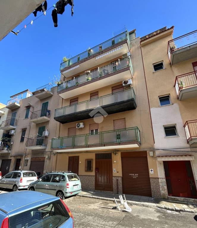 appartamento in vendita a Palermo in zona Villagrazia/Falsomiele