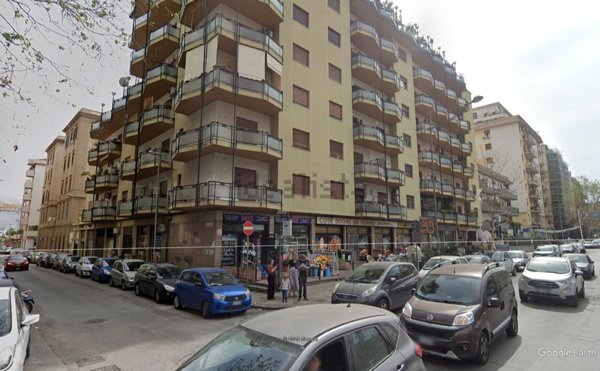 locale commerciale in vendita a Palermo