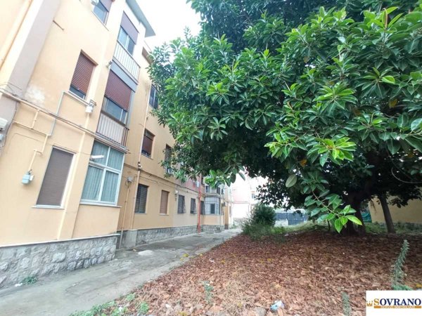 appartamento in vendita a Palermo in zona Zisa