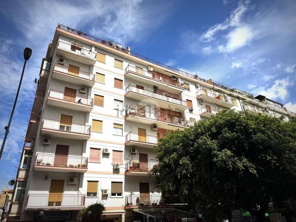 appartamento in vendita a Palermo in zona Zisa