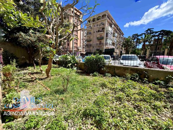 quadrivano in vendita a Palermo in zona Noce