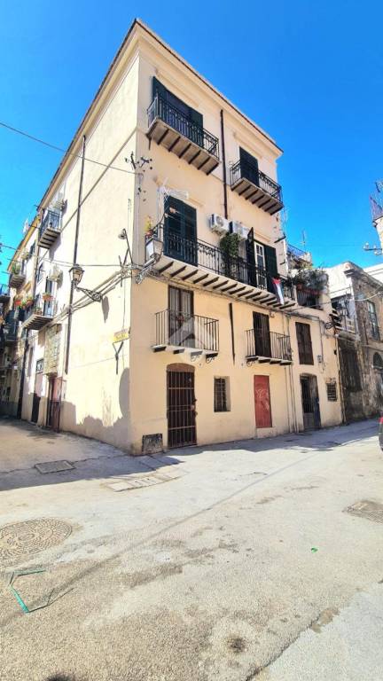 appartamento in vendita a Palermo in zona Centro storico