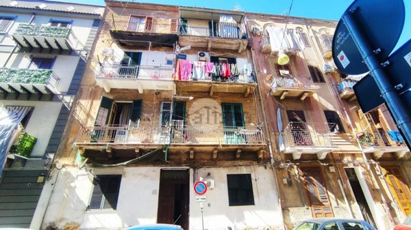 appartamento in vendita a Palermo in zona Montegrappa / Santa Rosalia