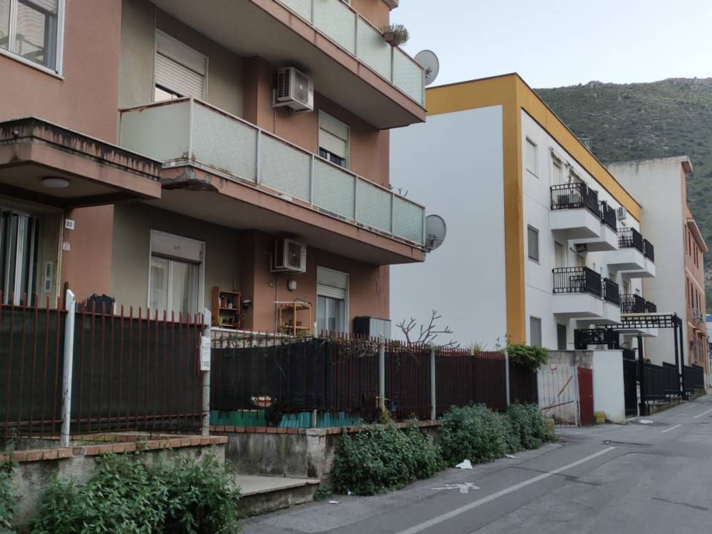 appartamento in vendita a Palermo in zona Tommaso Natale