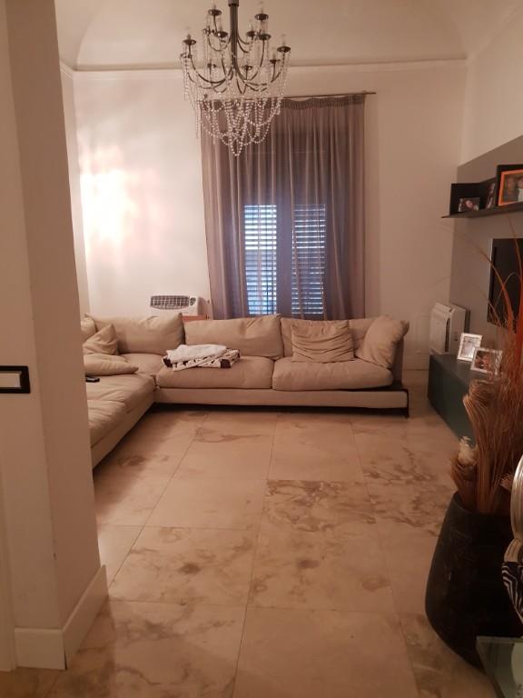 appartamento in vendita a Palermo in zona Libertà