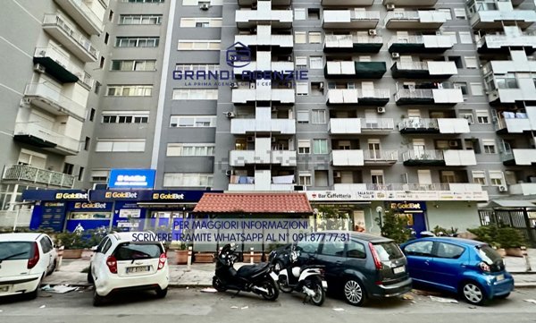 locale commerciale in vendita a Palermo in zona Brancaccio