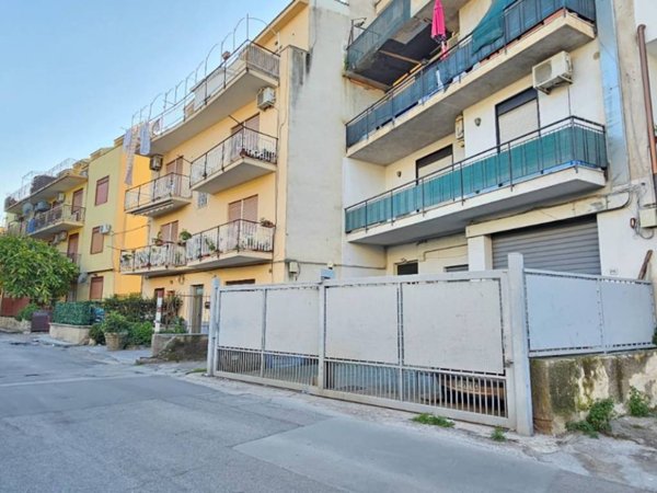 appartamento in vendita a Palermo in zona Oreto