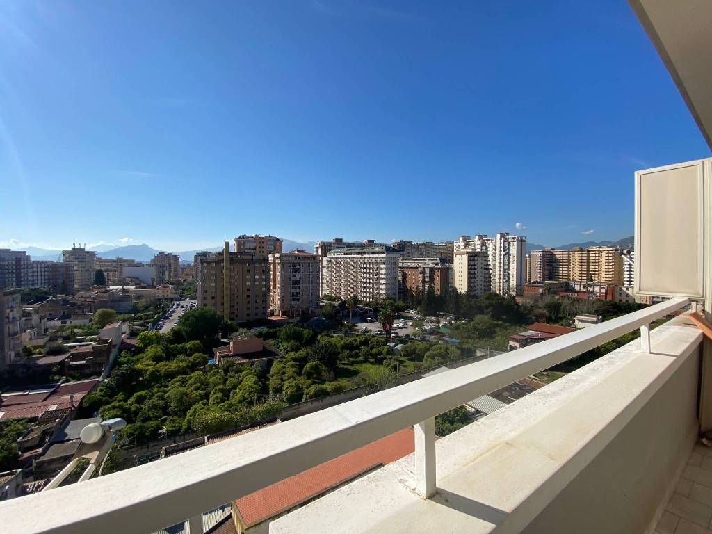 appartamento in vendita a Palermo in zona Montepellegrino