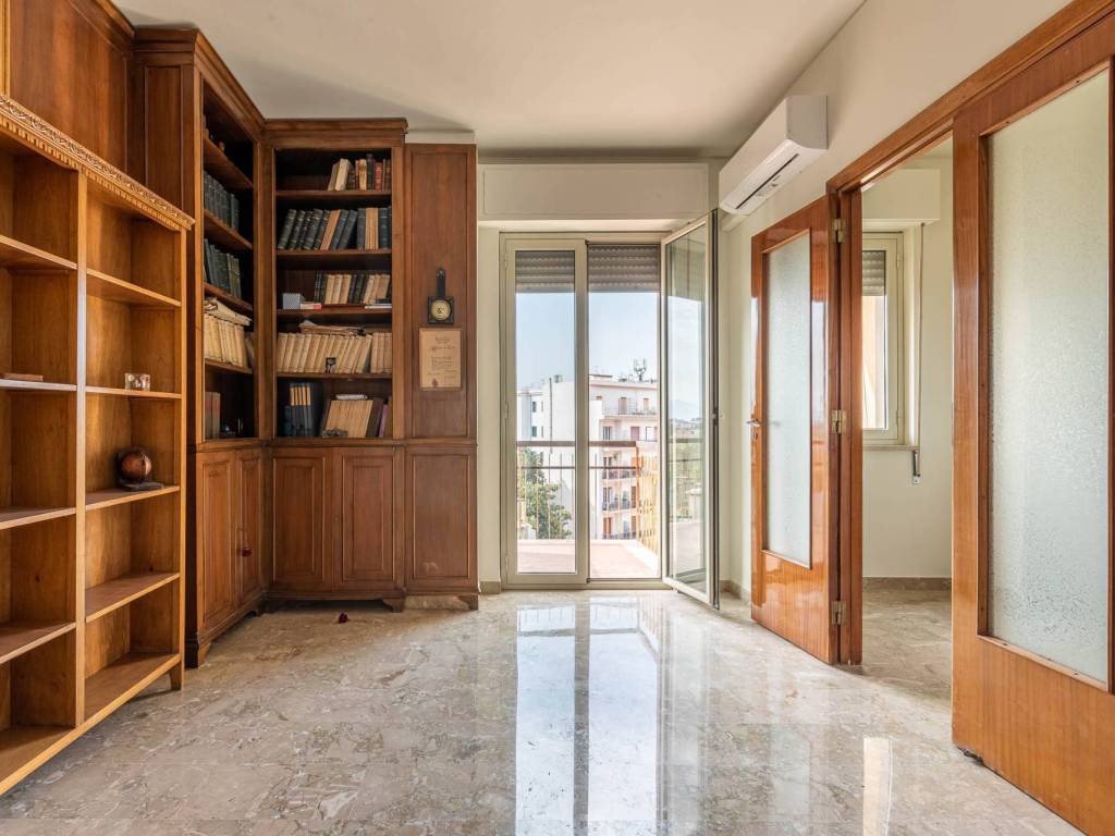 appartamento in vendita a Palermo in zona Libertà