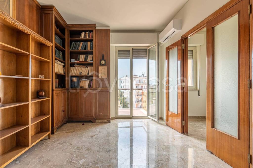 appartamento in vendita a Palermo in zona Libertà
