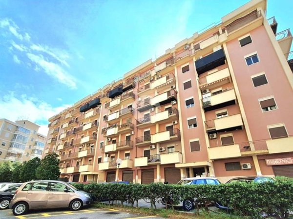 appartamento in vendita a Palermo in zona Villagrazia/Falsomiele