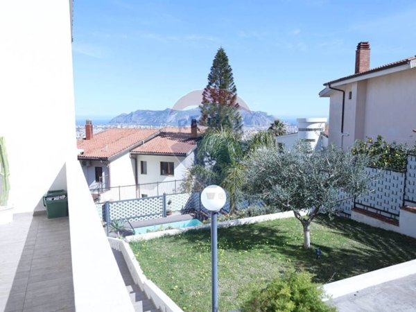casa indipendente in vendita a Palermo in zona Baida