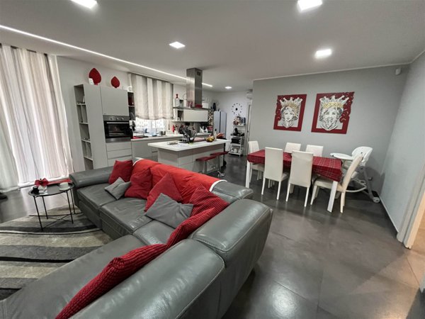appartamento in vendita a Palermo
